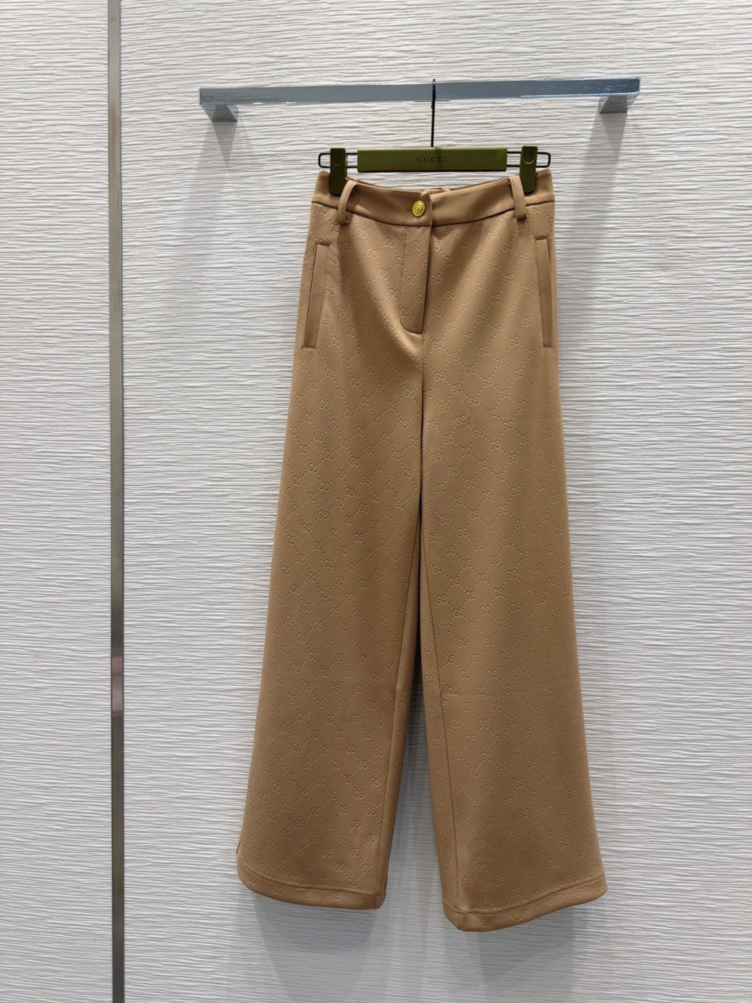 🛍️Gucc*👑 2025FW新款套装 上身显瘦又提升时髦度，优雅气质单品。衣橱必备！做工品质看细节。现