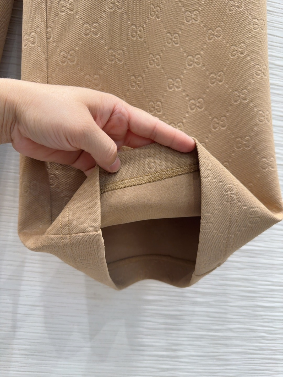 🛍️Gucc*👑 2025FW新款套装 上身显瘦又提升时髦度，优雅气质单品。衣橱必备！做工品质看细节。现