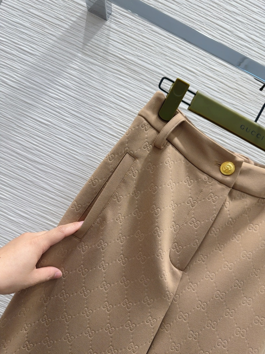 🛍️Gucc*👑 2025FW新款套装 上身显瘦又提升时髦度，优雅气质单品。衣橱必备！做工品质看细节。现
