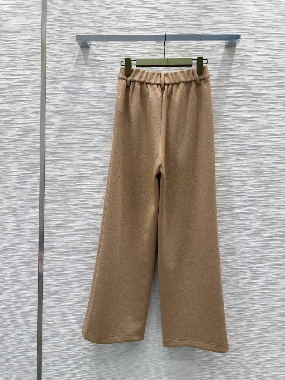 🛍️Gucc*👑 2025FW新款套装 上身显瘦又提升时髦度，优雅气质单品。衣橱必备！做工品质看细节。现