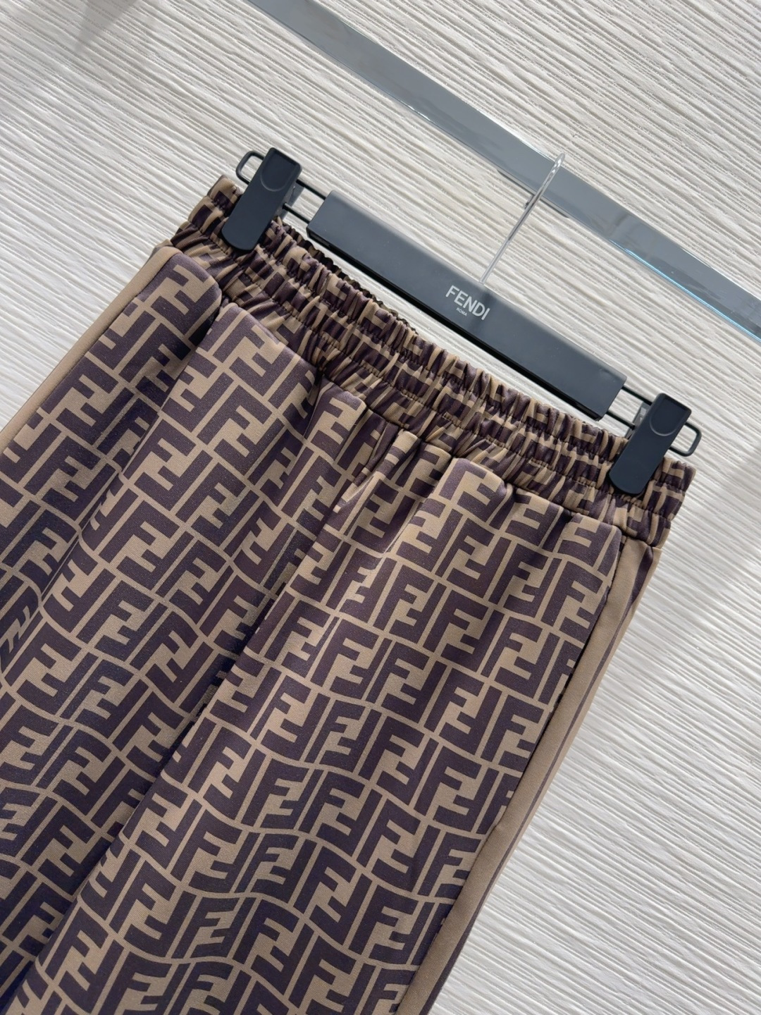 Fendi 2025FW Women's Brown Monogram Print Tracksuit - Slim Fit 4 cmp i1757759413055 5690 0 2