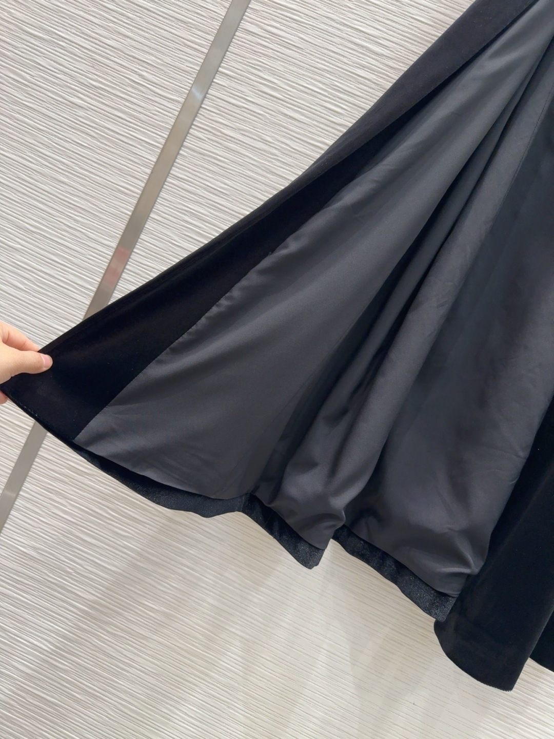 🛍️Christian Dio*👑2025FW新款披风外套 丝绒面料 经典又有型 各种都能完美驾驭～高级