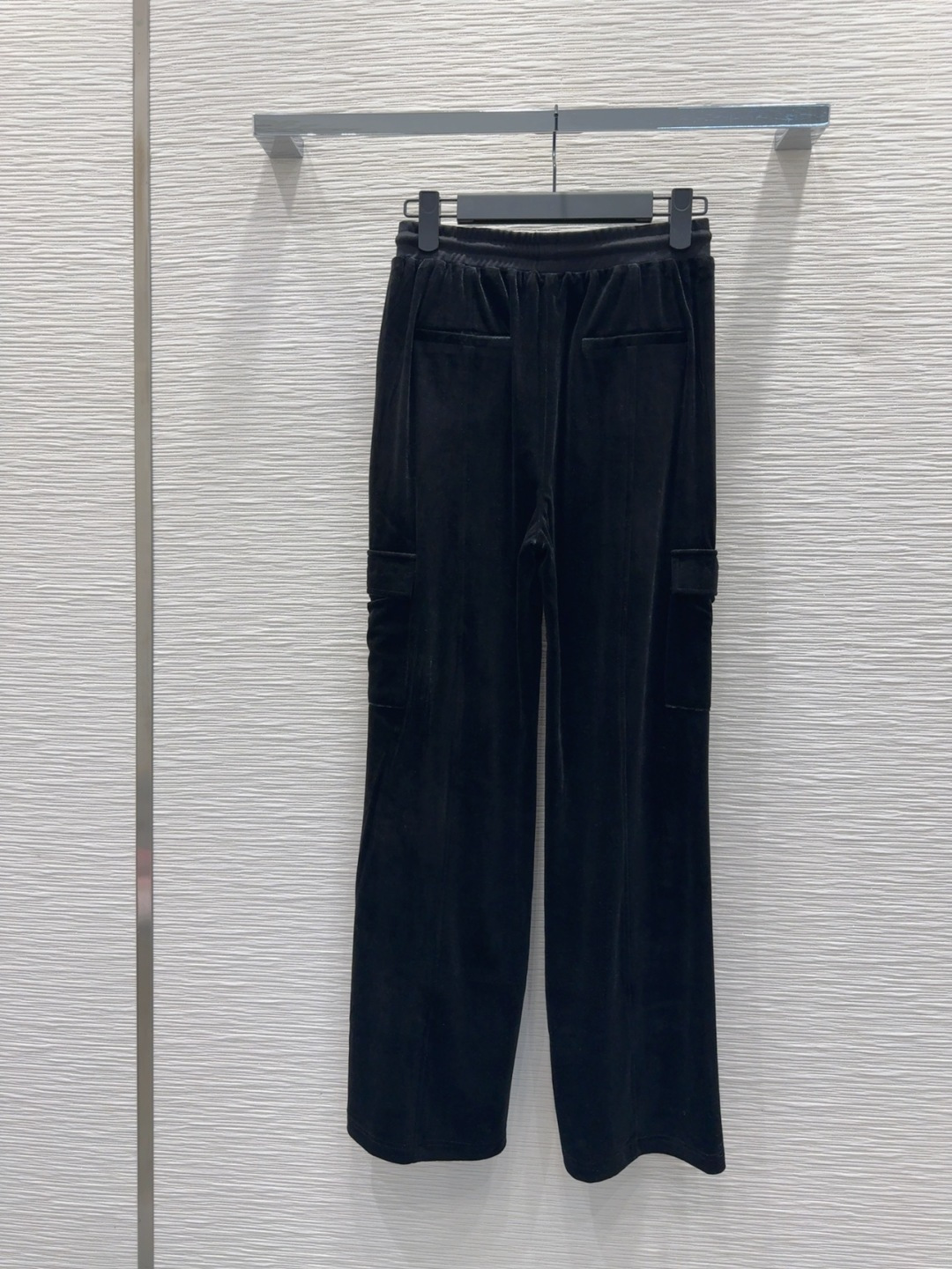 🛍️Prad*👑2025FW新款 人人都能驾驭的丝绒套装。高密度时髦休闲风 Vintage帅气 中古风 