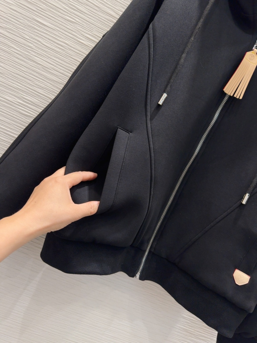 🛍️Louis Vuitto*👑 2025FW新款套装 外套双面可穿 上身显瘦又提升时髦度，优雅气质单品