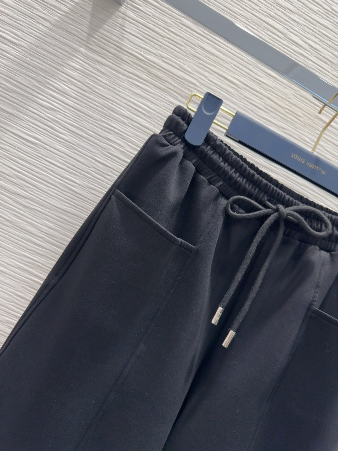 🛍️Louis Vuitto*👑 2025FW新款套装 外套双面可穿 上身显瘦又提升时髦度，优雅气质单品