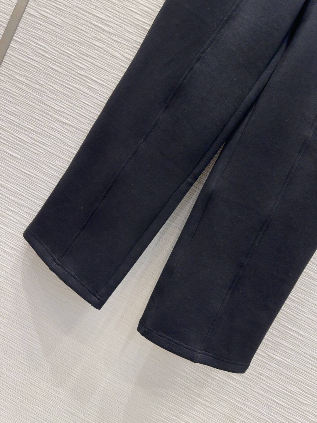 🛍️Louis Vuitto*👑 2025FW新款套装 外套双面可穿 上身显瘦又提升时髦度，优雅气质单品