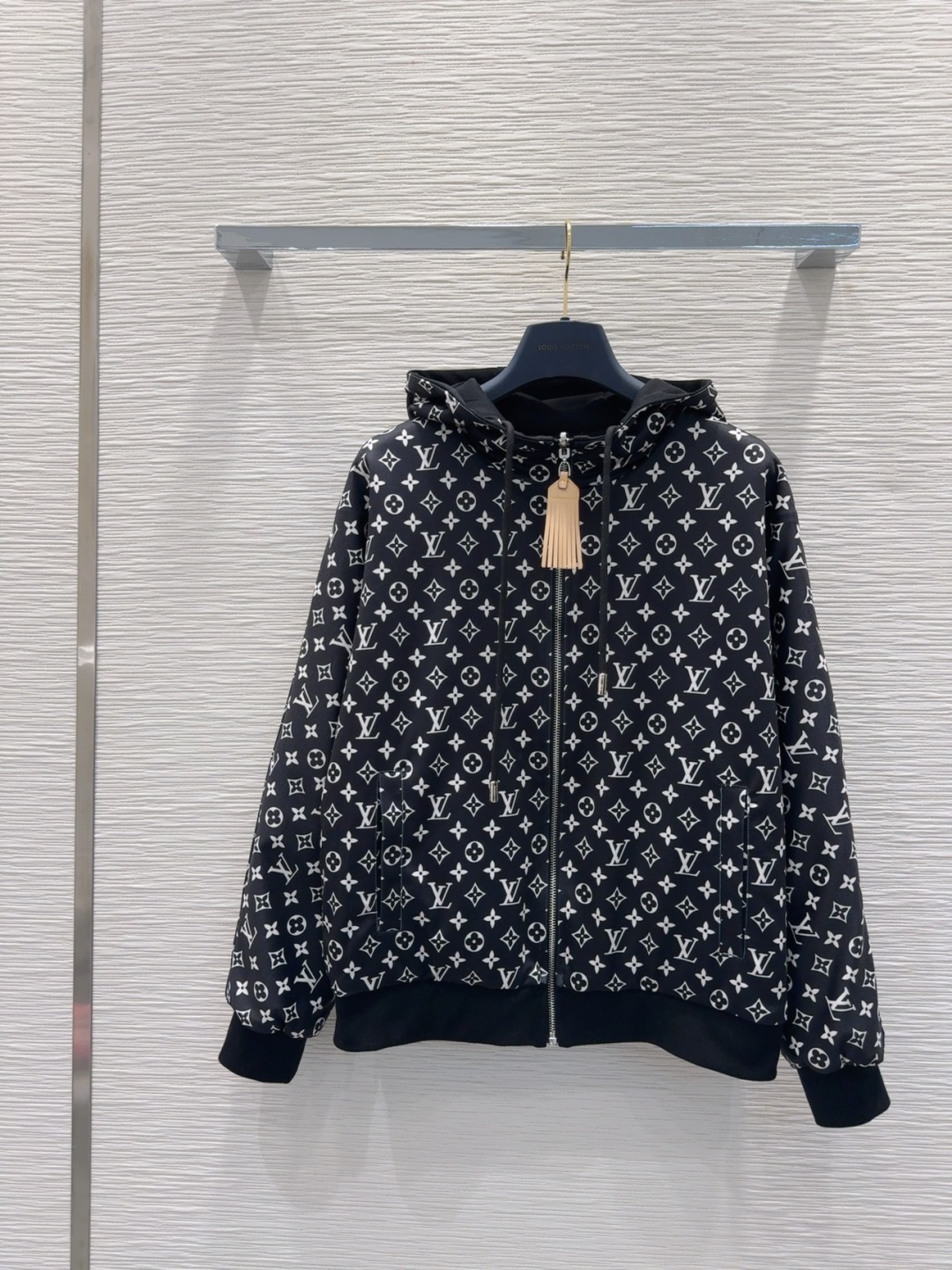 🛍️Louis Vuitto*👑 2025FW新款套装 外套双面可穿 上身显瘦又提升时髦度，优雅气质单品