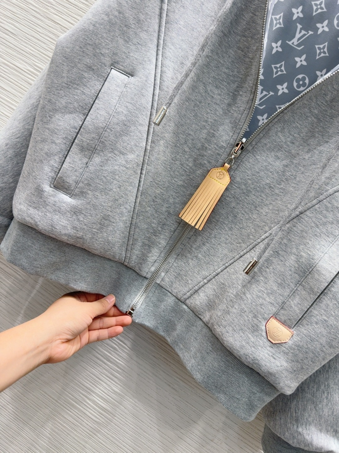 🛍️Louis Vuitto*👑 2025FW新款套装 外套双面可穿 上身显瘦又提升时髦度，优雅气质单品