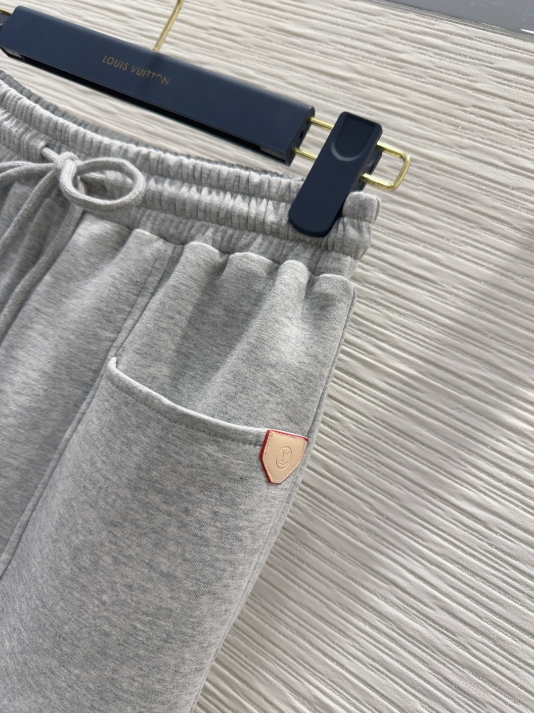 🛍️Louis Vuitto*👑 2025FW新款套装 外套双面可穿 上身显瘦又提升时髦度，优雅气质单品