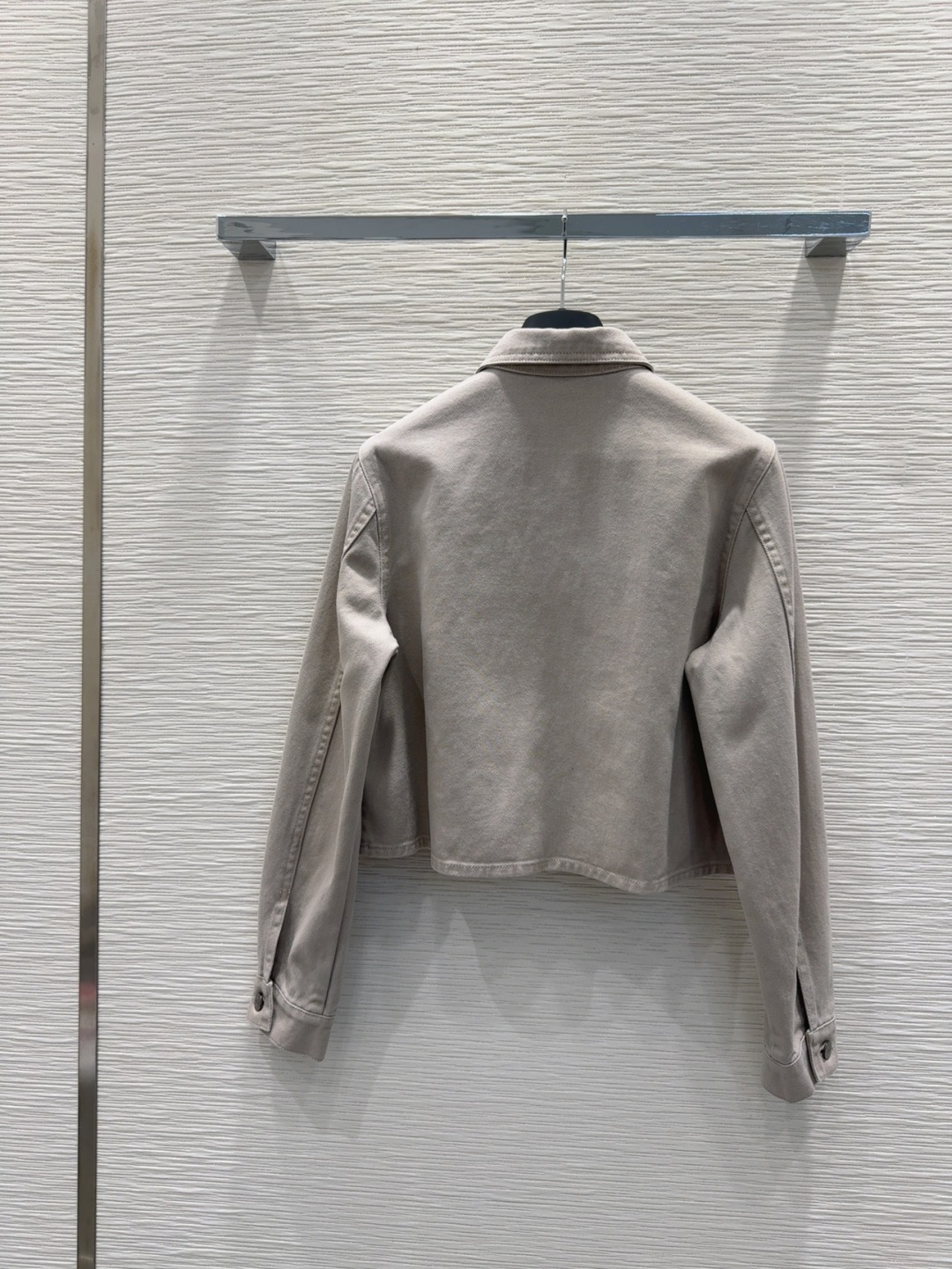 Fendi 2025FW Women's Cropped Jacket, Beige, Long Sleeve, Luxury Designer Wear 10 cmp i1757908345863 6290 0 7