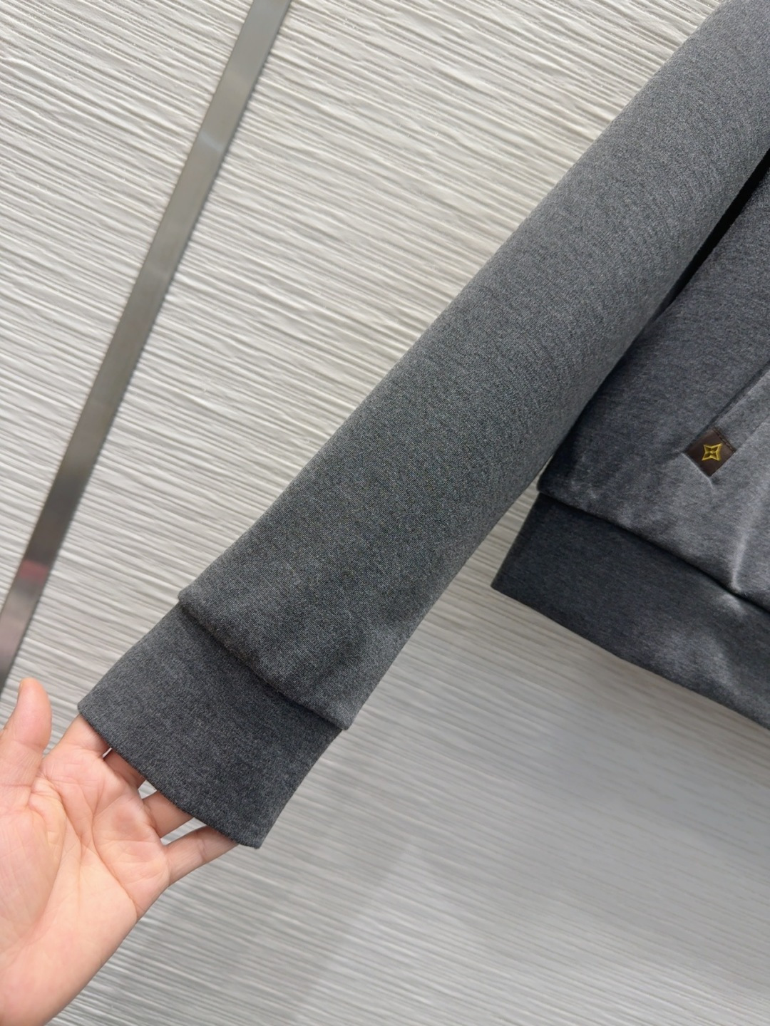 🛍️Louis Vuitto*👑 2025FW新款套装 上身显瘦又提升时髦度，优雅气质，衣橱必备！做工品