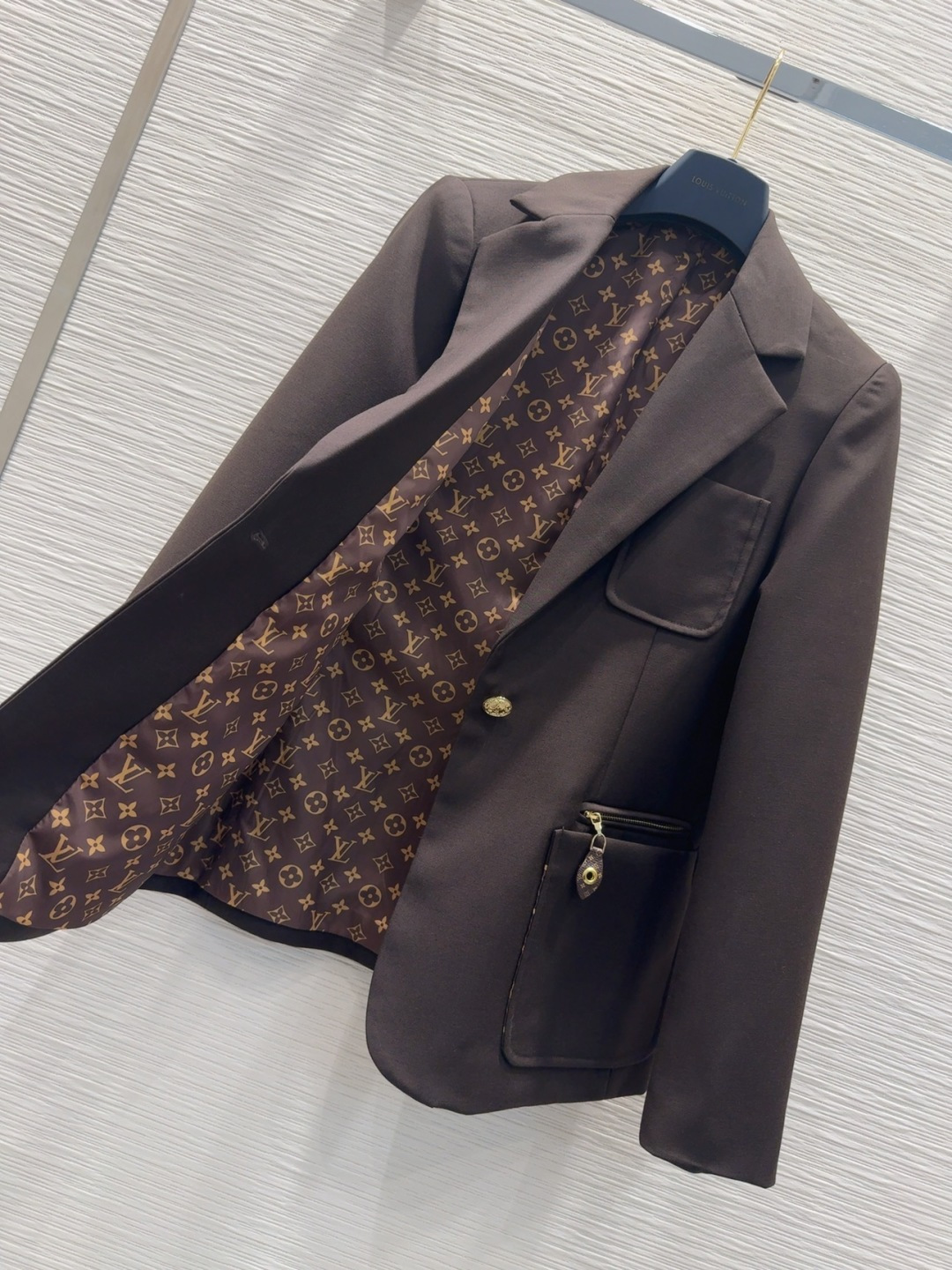 🛍️Louis Vuitto*👑2025FW新款 含15%羊毛 简洁大气的西装外套 非常高级的进口质地 