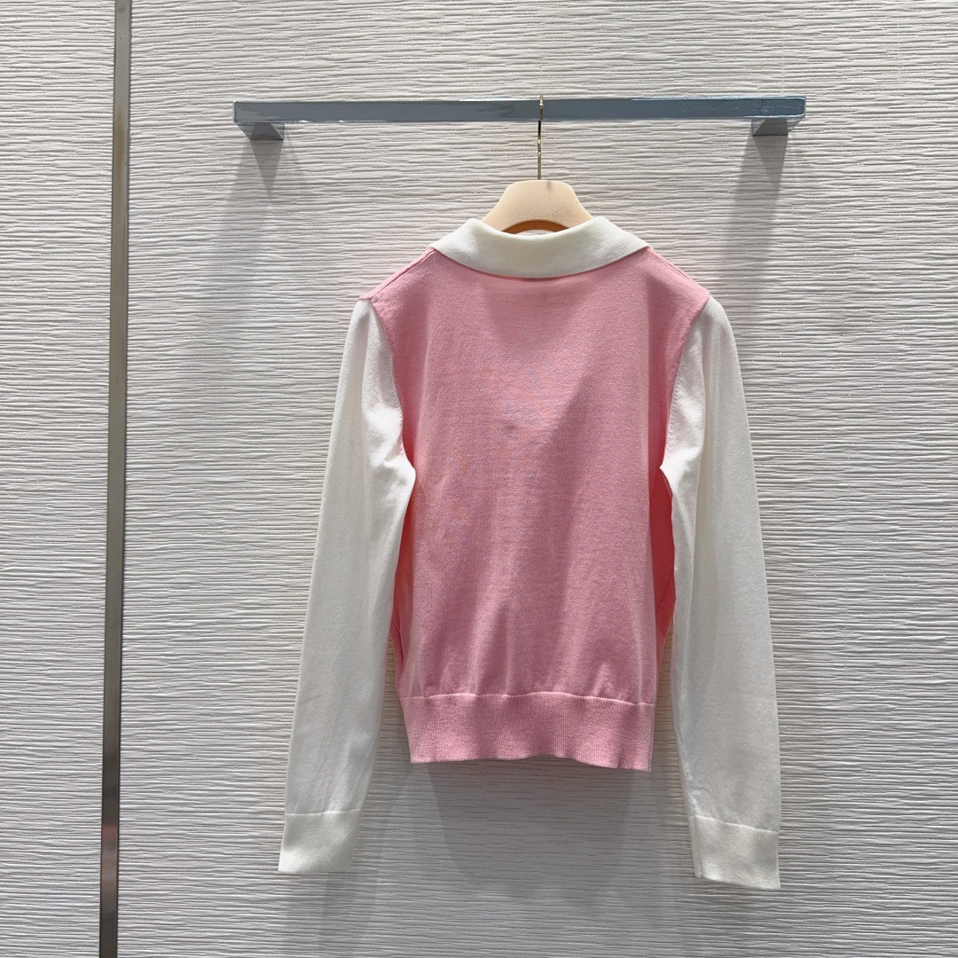 🛍️ Miu Mi* 👑2025FW新品 经典毛衣 100%初剪羊毛 质感细腻软糯。经典减龄单品！版型不