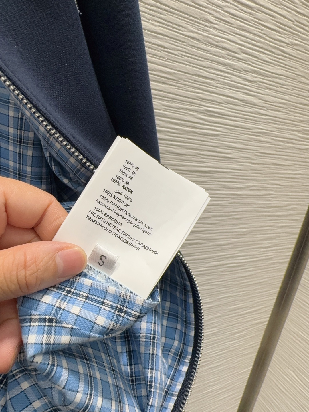 🛍️Miu Mi*👑 2025FW新款套装 外套双面可穿 上身显瘦又提升时髦度，优雅气质单品。衣橱必备！