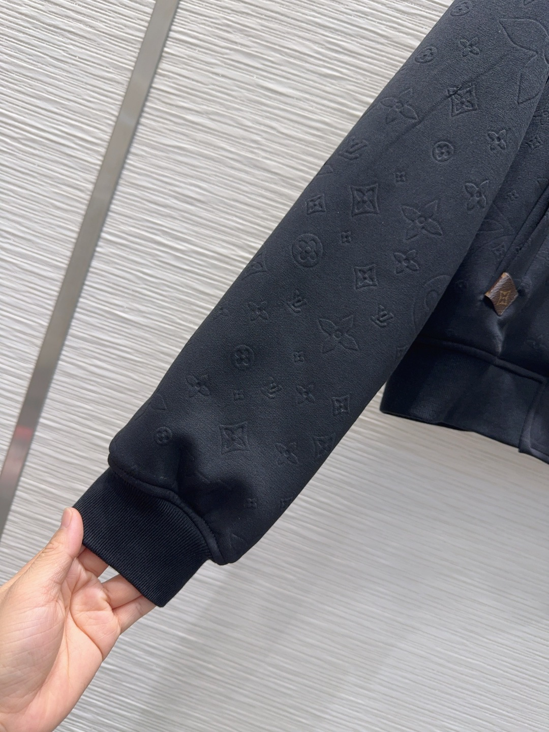 🛍️Louis Vuitto*👑 2025FW新款套装 上身显瘦又提升时髦度，优雅气质，衣橱必备！做工品