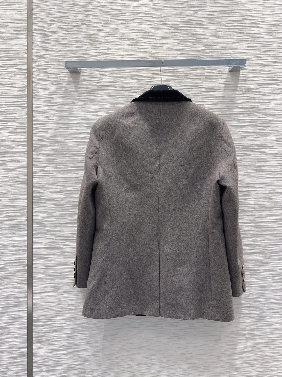 🛍️ Celin* 👑锁定2025FW最新品百搭时尚外套 经典又有型 自带气场 面料质感很奈斯 时髦又高