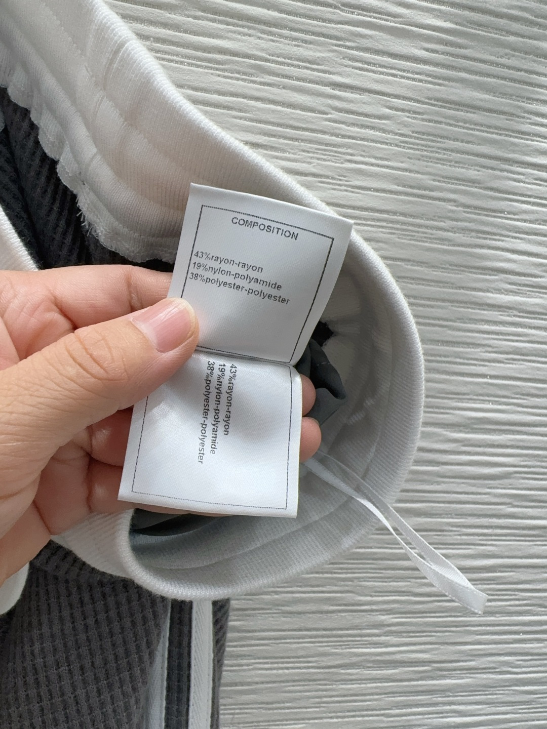 🛍️ Chane* 👑 2025FW新款套装 上身显瘦又提升时髦度，优雅气质，衣橱必备！做工品质看细节。