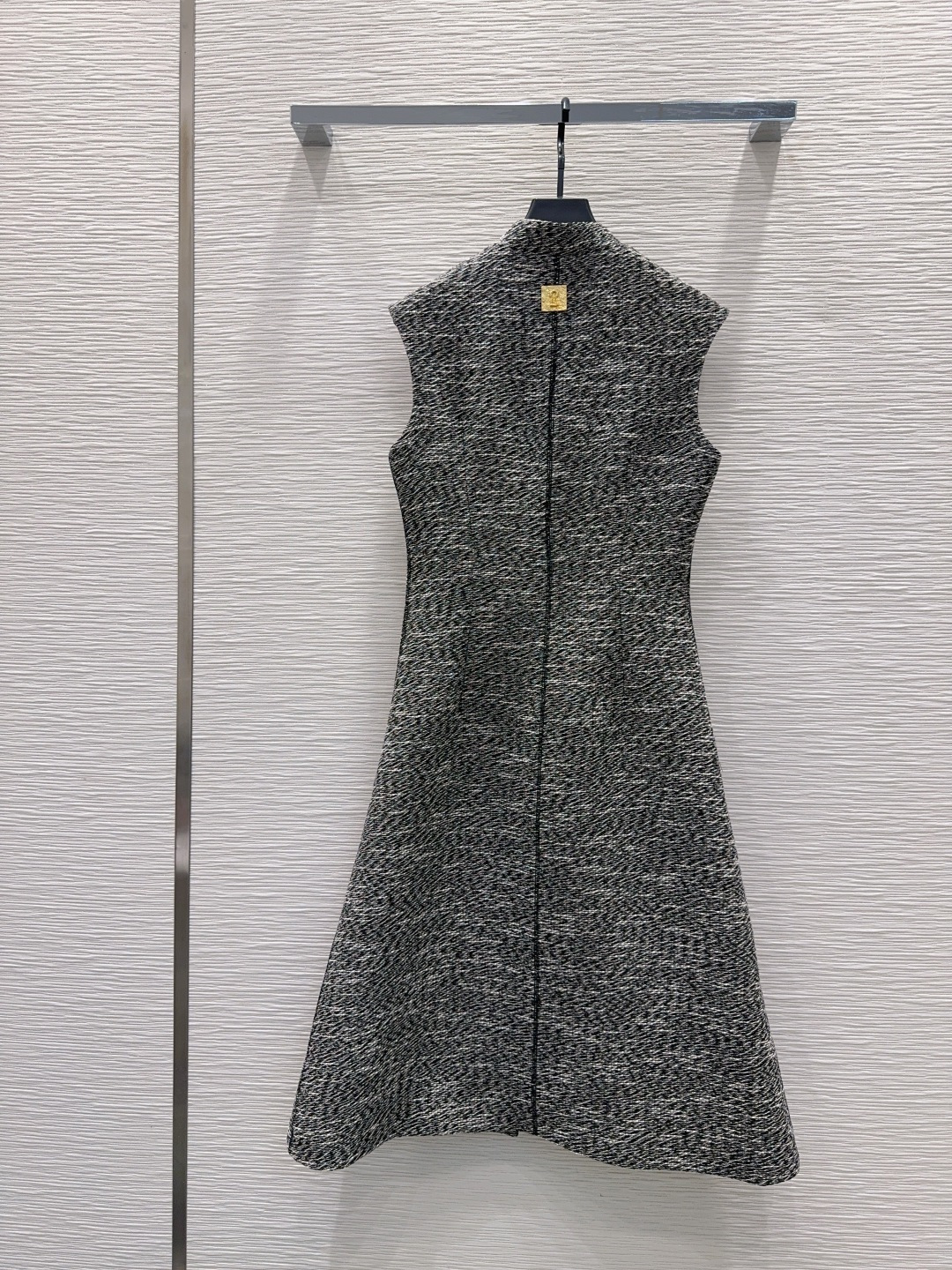 🛍️Schiapare*lli👑2025FW新款背心连衣裙 英伦风气质 经典款设计 上身精致又干练得体，