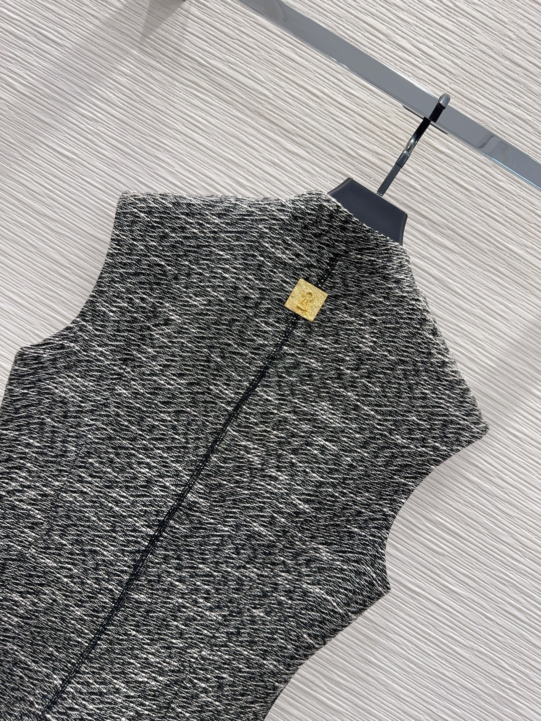 🛍️Schiapare*lli👑2025FW新款背心连衣裙 英伦风气质 经典款设计 上身精致又干练得体，