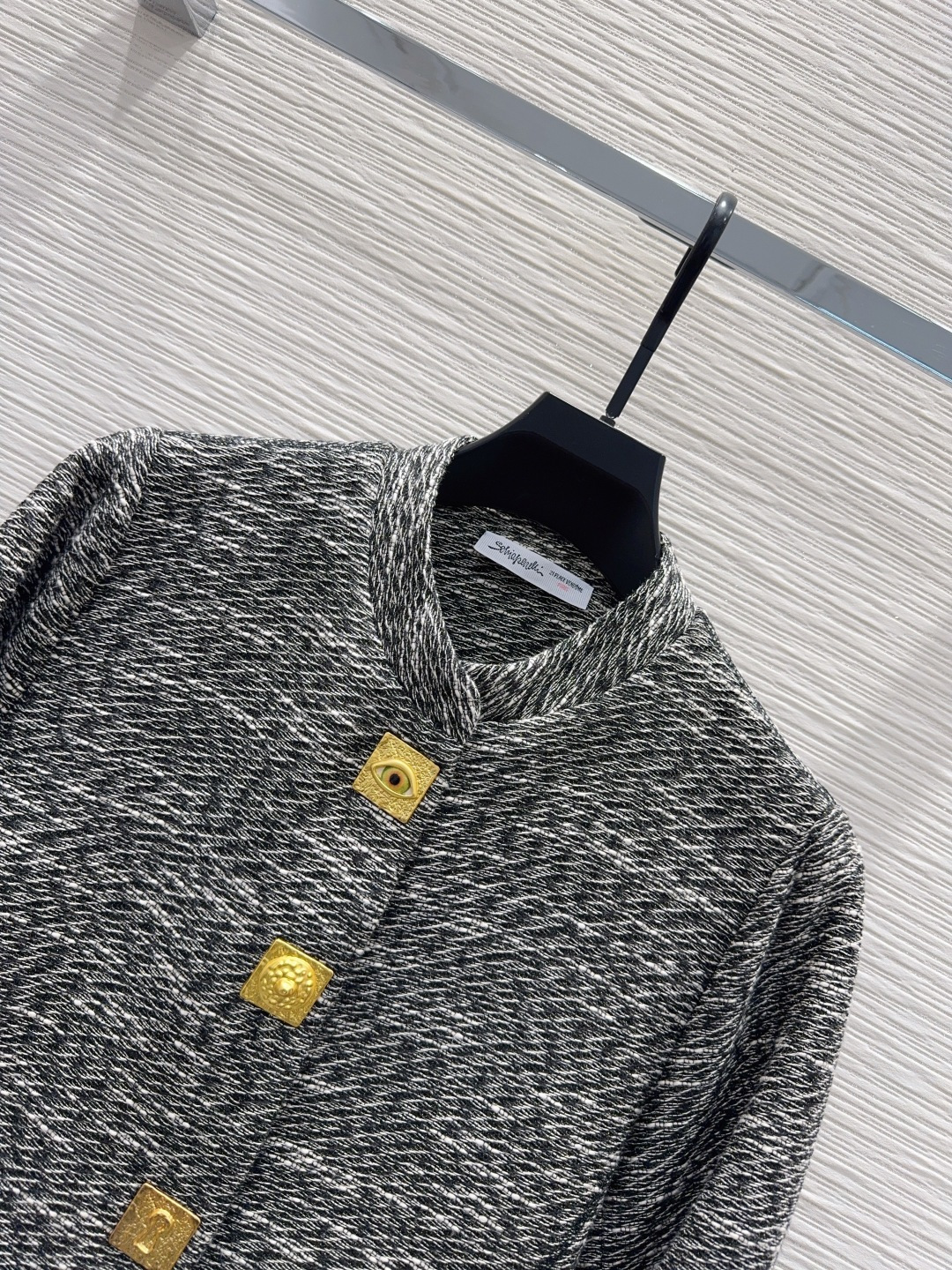 🛍️Schiapare*lli👑2025FW新款短外套 英伦风气质 经典款设计 上身精致又干练得体，搭配