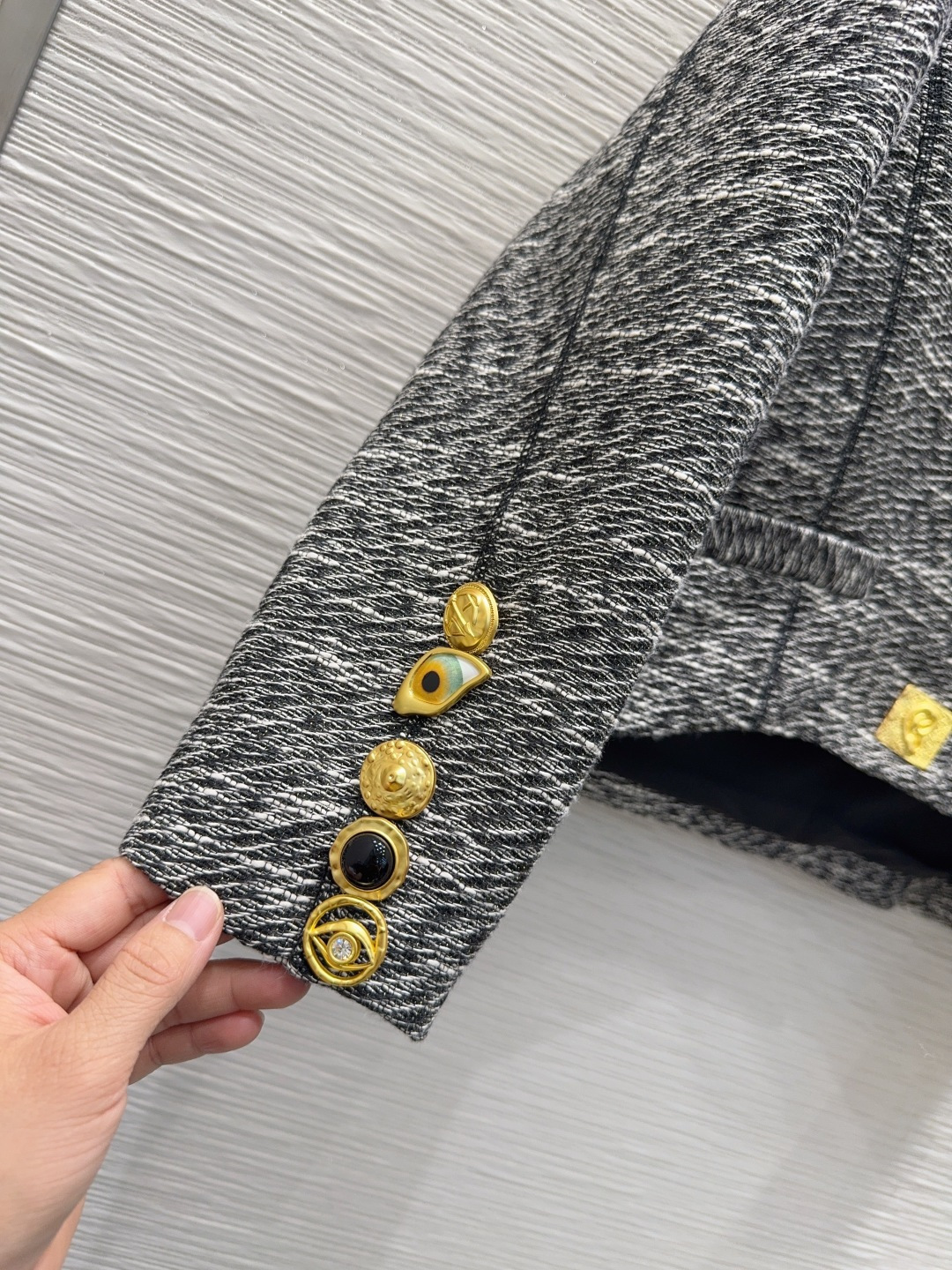 🛍️Schiapare*lli👑2025FW新款短外套 英伦风气质 经典款设计 上身精致又干练得体，搭配