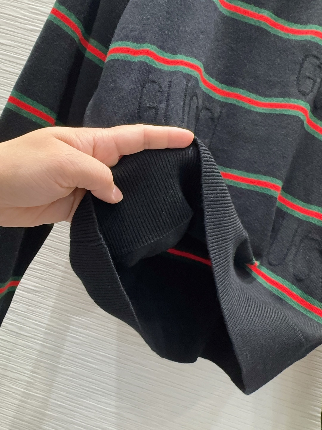 🛍️Gucc*👑2025FW新品 经典毛衣 100%羊毛 质感细腻软糯。经典减龄单品！版型不挑人上身巨显