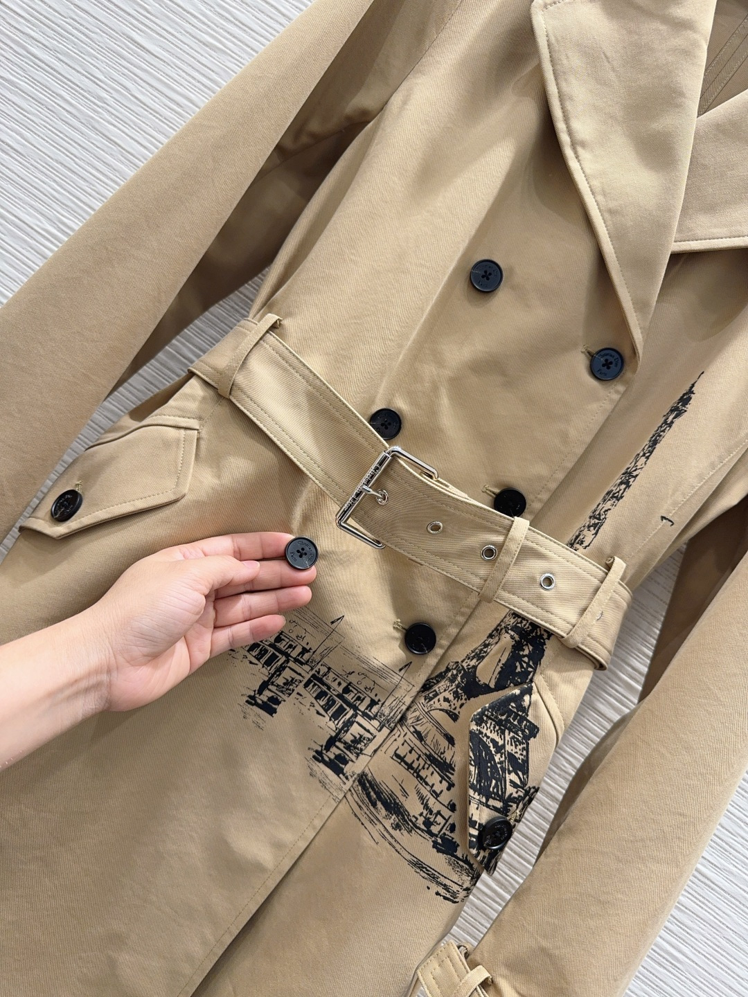 🛍️ Christian Dio* 👑2025FW新款风衣外套 英伦风气质 经典款设计 上身精致又干练得