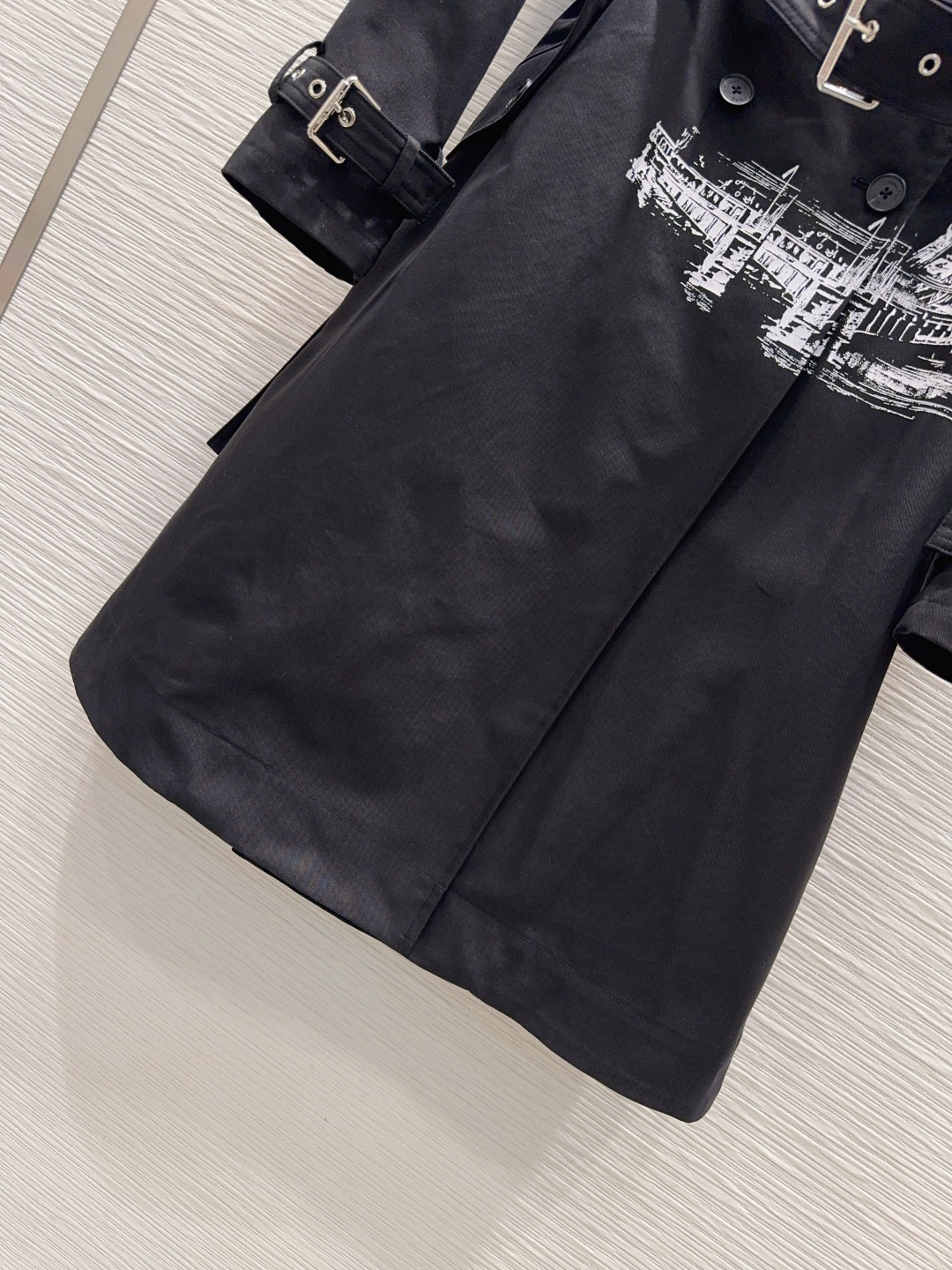 🛍️ Christian Dio* 👑2025FW新款风衣外套 英伦风气质 经典款设计 上身精致又干练得