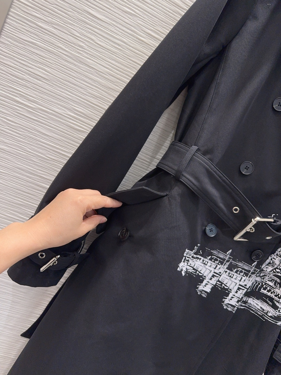 🛍️ Christian Dio* 👑2025FW新款风衣外套 英伦风气质 经典款设计 上身精致又干练得