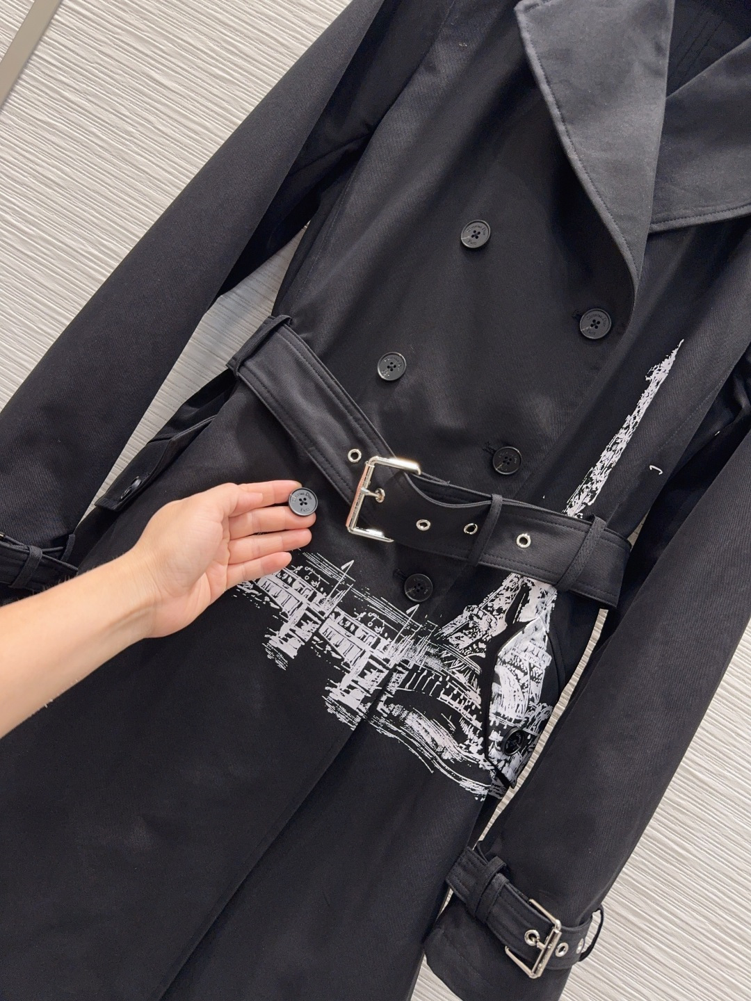 🛍️ Christian Dio* 👑2025FW新款风衣外套 英伦风气质 经典款设计 上身精致又干练得