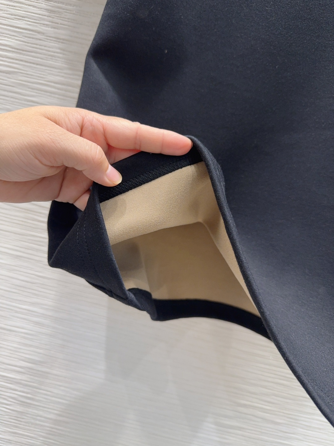 🛍️Louis Vuitto*👑2025FW新款T恤 密度很高手感超好 真的费劲心血的一款！！细节完美常