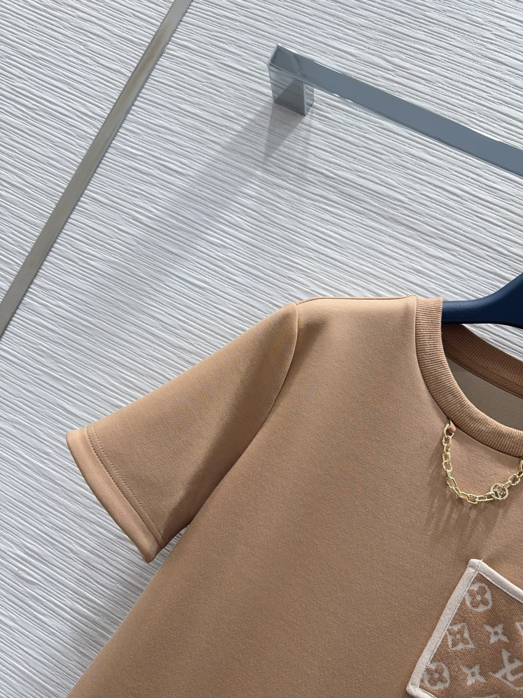 🛍️Louis Vuitto*👑2025FW新款T恤 密度很高手感超好 真的费劲心血的一款！！细节完美常