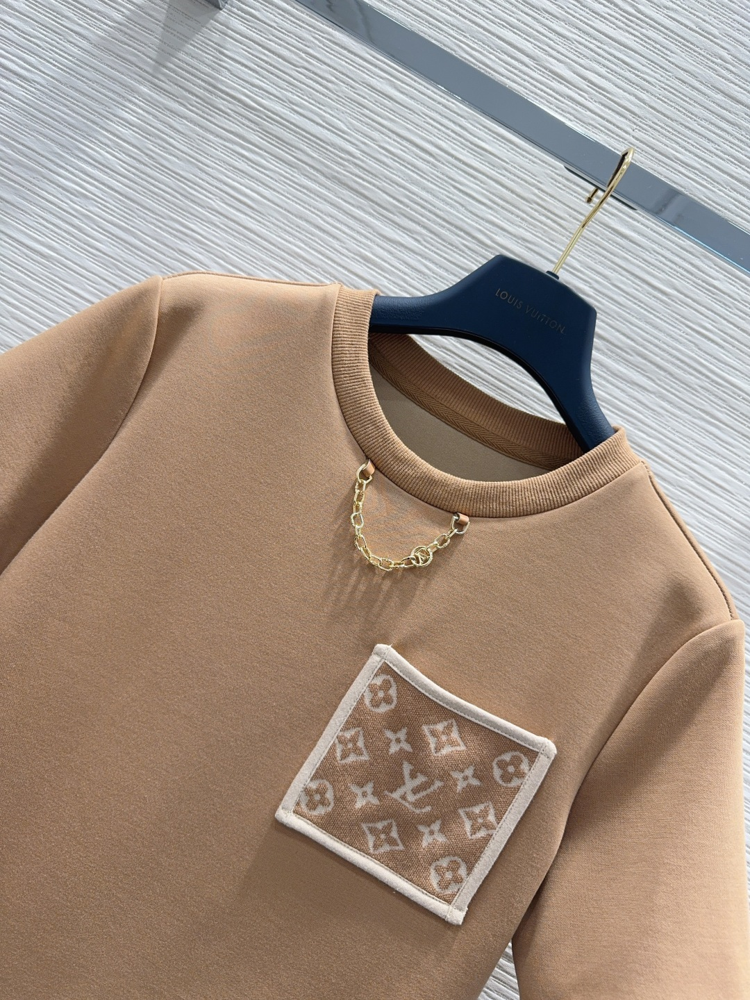 🛍️Louis Vuitto*👑2025FW新款T恤 密度很高手感超好 真的费劲心血的一款！！细节完美常