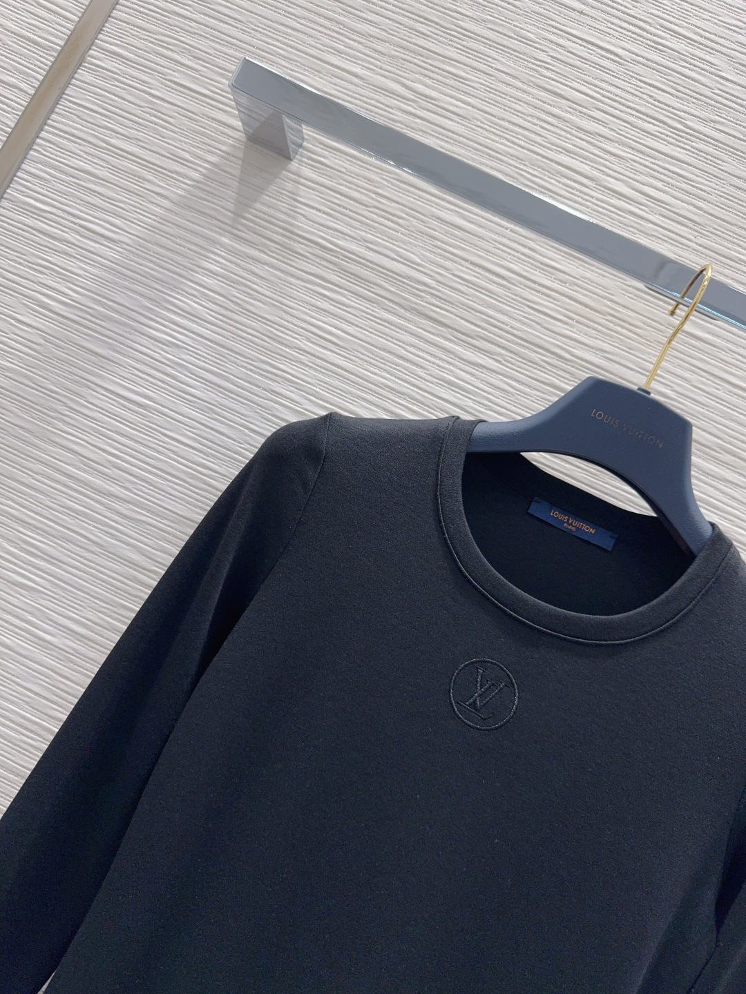 🛍️Louis Vuitto*👑2025FW新款连衣裙 密度很高手感超好 真的费劲心血的一款！！相似度极