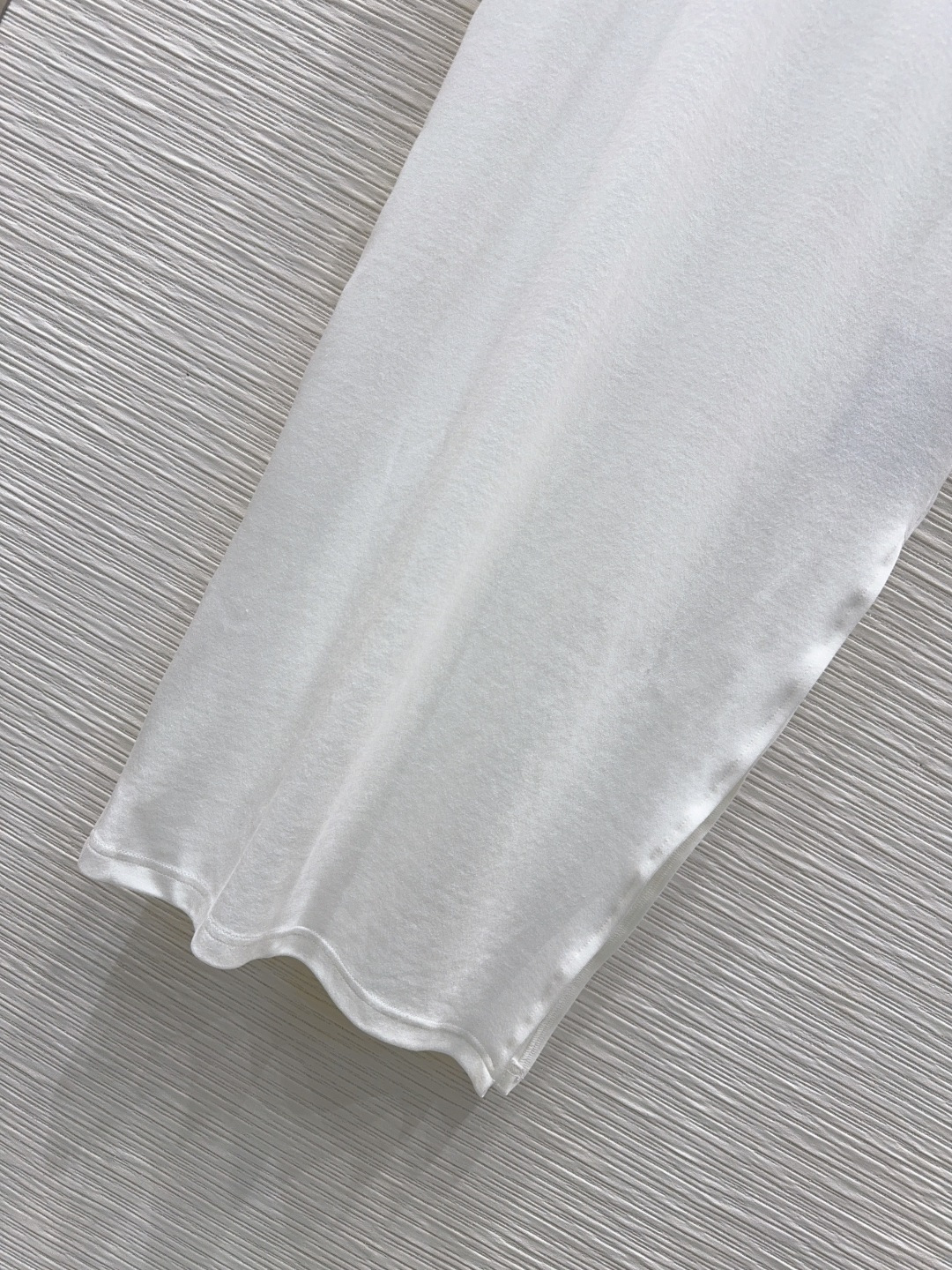 🛍️Louis Vuitto*👑2025FW新款连衣裙 密度很高手感超好 真的费劲心血的一款！！相似度极