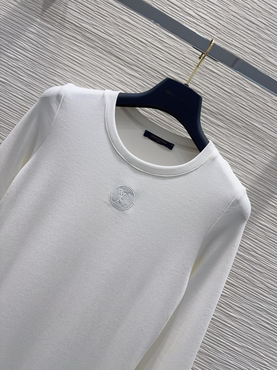 🛍️Louis Vuitto*👑2025FW新款连衣裙 密度很高手感超好 真的费劲心血的一款！！相似度极