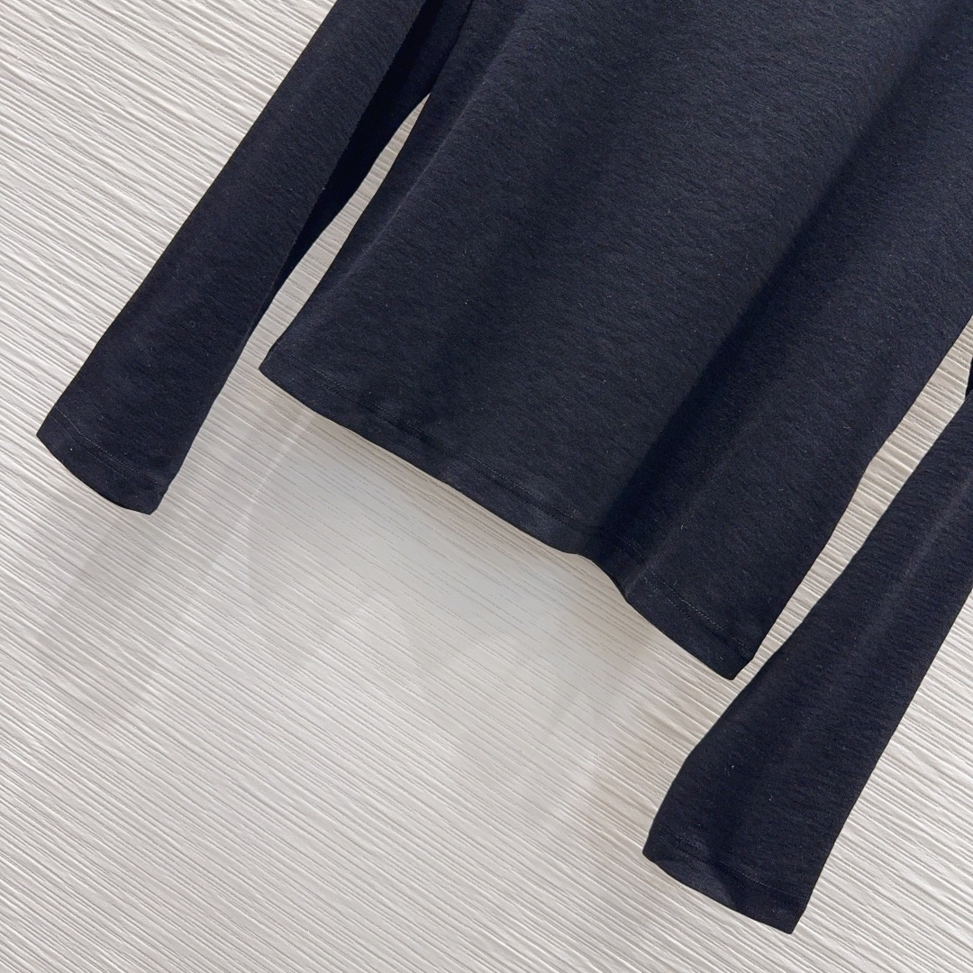 🛍️Loe w*e👑2025FW新款T恤 密度很高手感超好 真的费劲心血的一款！！细节完美常规版型！上身