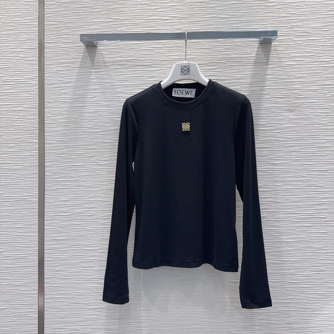 🛍️Loe w*e👑2025FW新款T恤 密度很高手感超好 真的费劲心血的一款！！细节完美常规版型！上身