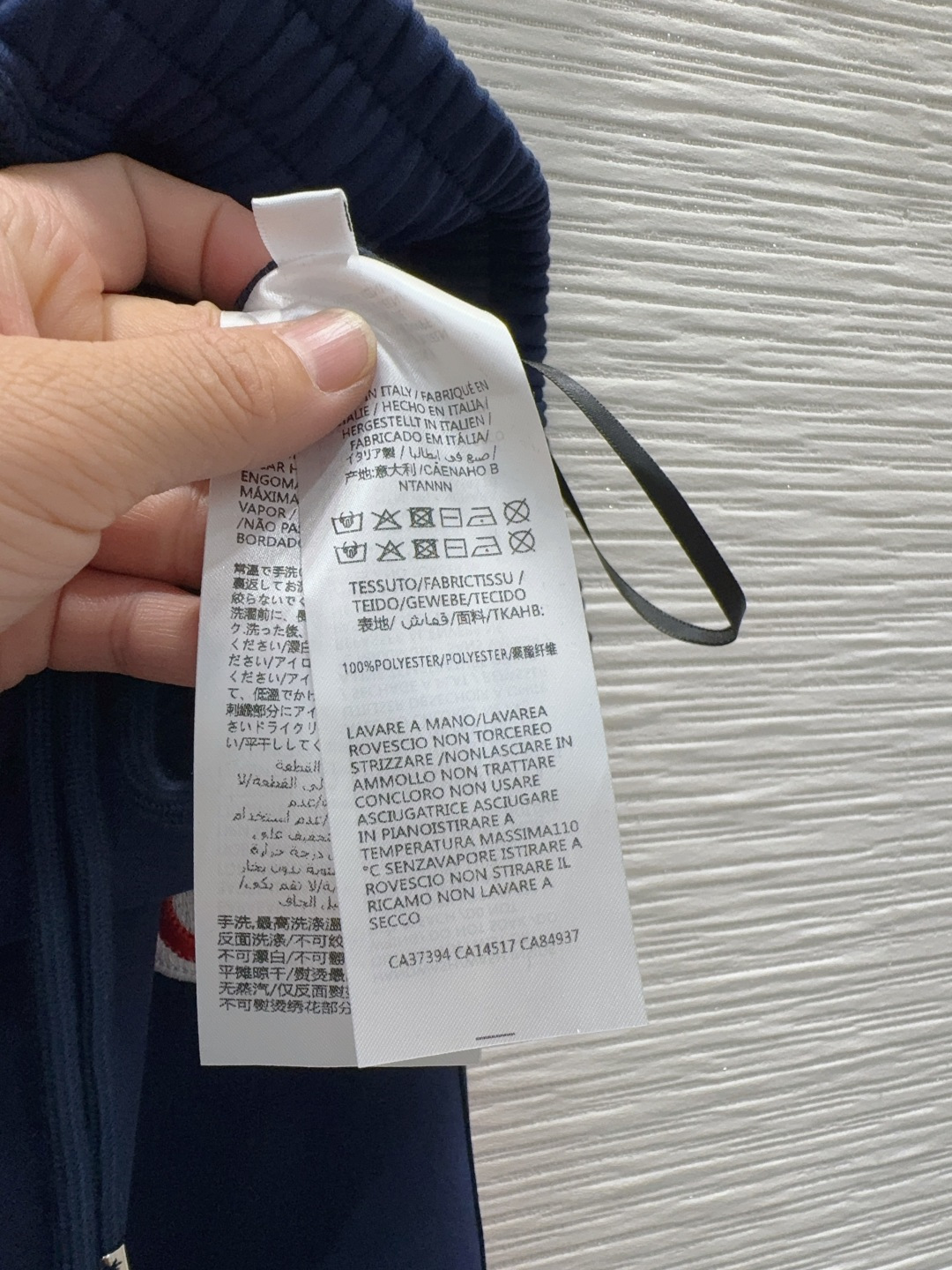 🛍️ Gucc* 👑 2025FW新款套装 上身显瘦又提升时髦度，优雅气质单品。衣橱必备！做工品质看细节