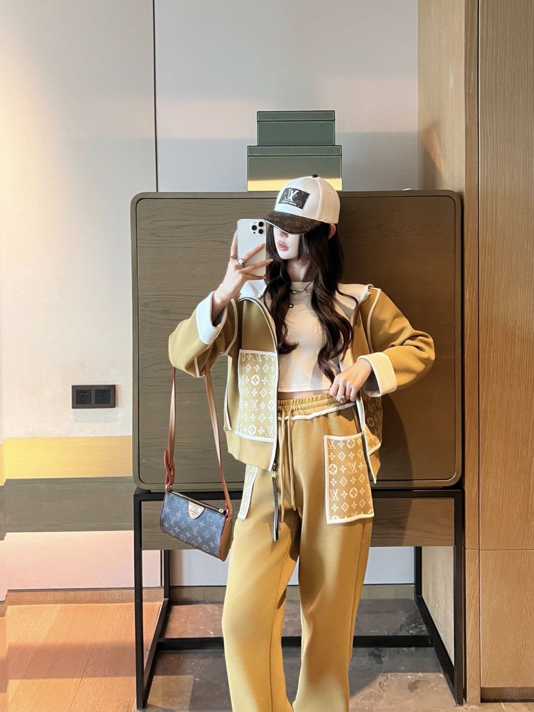 NO:535838,upper body picture, alexander wang19860909上身图,,alexander wang,Women's clothing