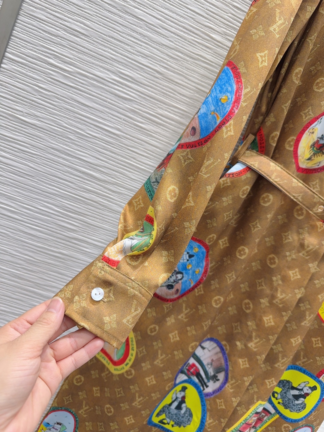 🛍️ Louis Vuitto* 👑2025FW新款 渗透工艺 简约中流露出高奢 整件衣服做工更是非常精