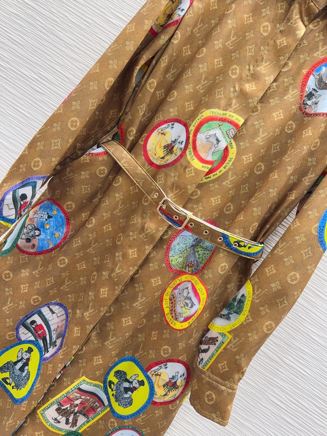 🛍️ Louis Vuitto* 👑2025FW新款 渗透工艺 简约中流露出高奢 整件衣服做工更是非常精