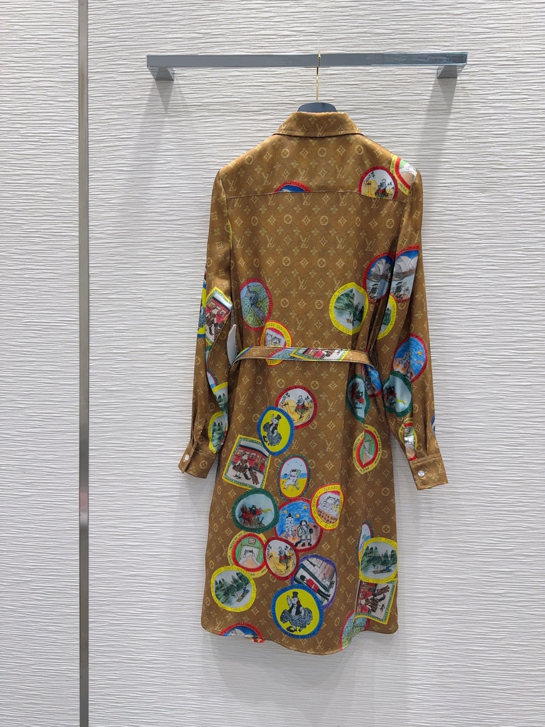 🛍️ Louis Vuitto* 👑2025FW新款 渗透工艺 简约中流露出高奢 整件衣服做工更是非常精