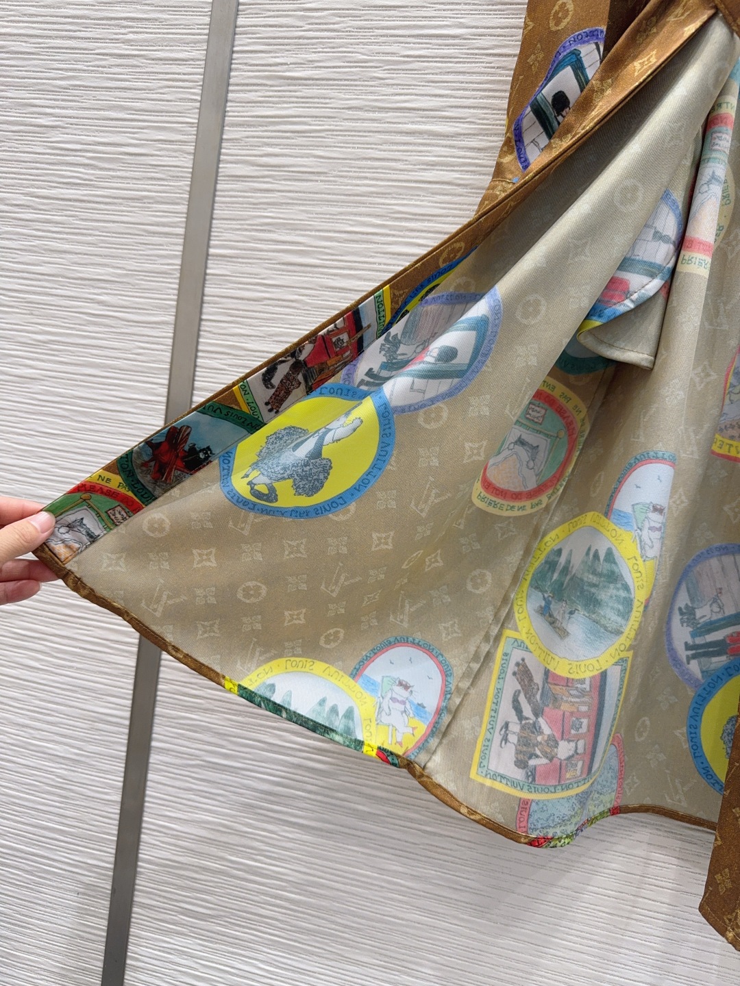 🛍️ Louis Vuitto* 👑2025FW新款 渗透工艺 简约中流露出高奢 整件衣服做工更是非常精