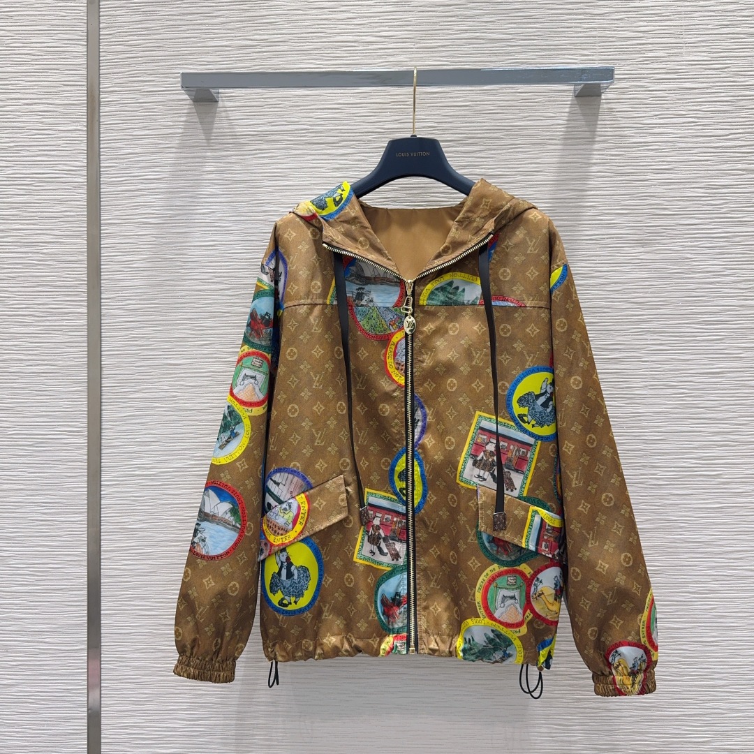 🛍️ Louis Vuitto* 👑2025FW新款 简约中流露出高奢 整件衣服做工更是非常精细！ 版型