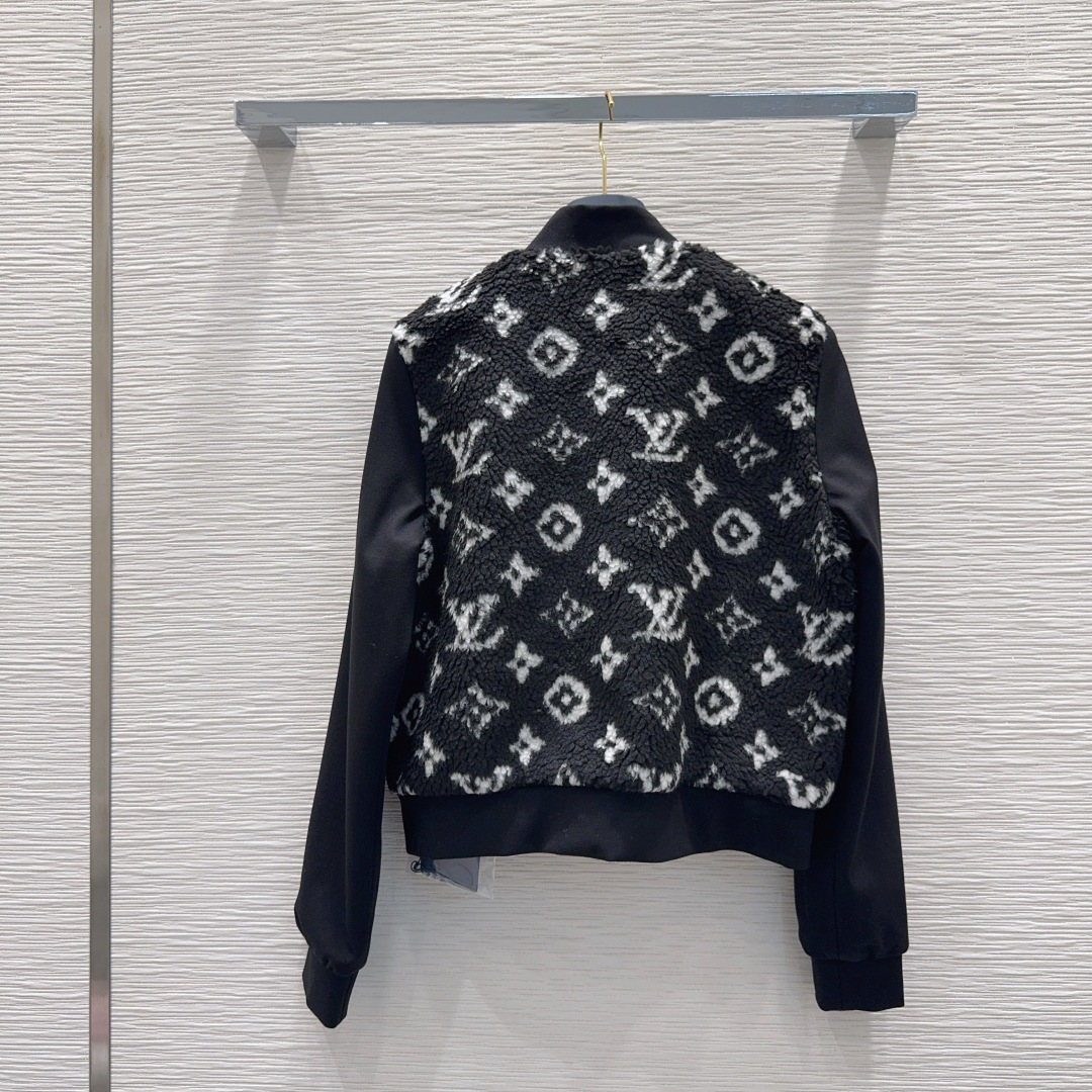 🛍️ Louis Vuitto* 👑2025FW新款外套 手感舒适的人造毛 贴合舒适与时髦的双需求能融入