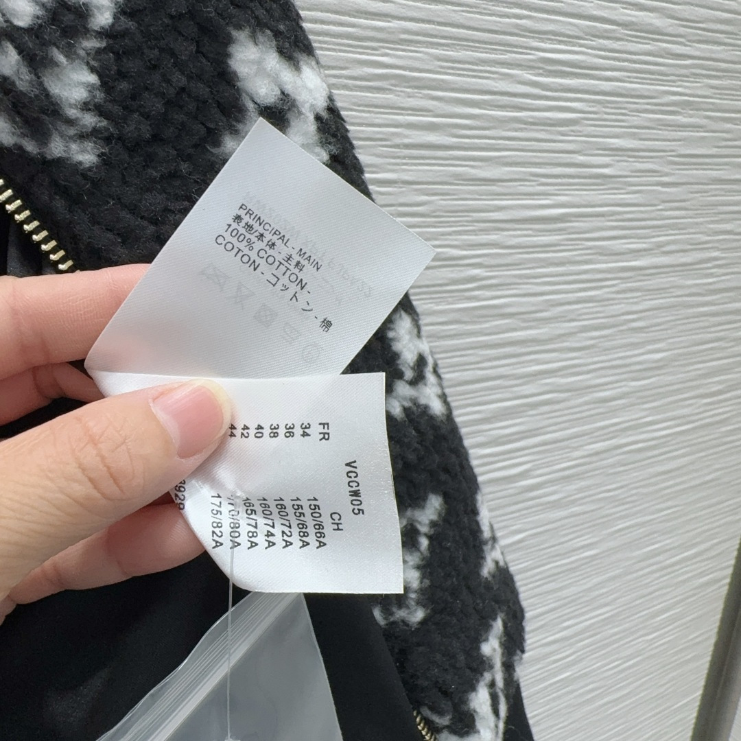 🛍️ Louis Vuitto* 👑2025FW新款外套 手感舒适的人造毛 贴合舒适与时髦的双需求能融入