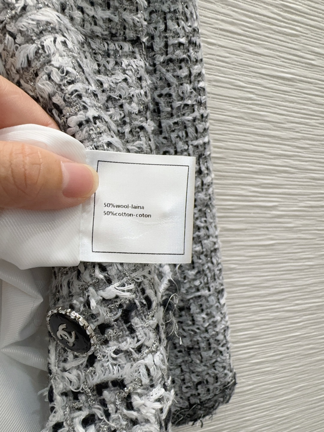 Chanel-Style Tweed Jacket - Classic French Design, Flattering Fit - S/M/L 3 cmp i1758967115277 987 0 6