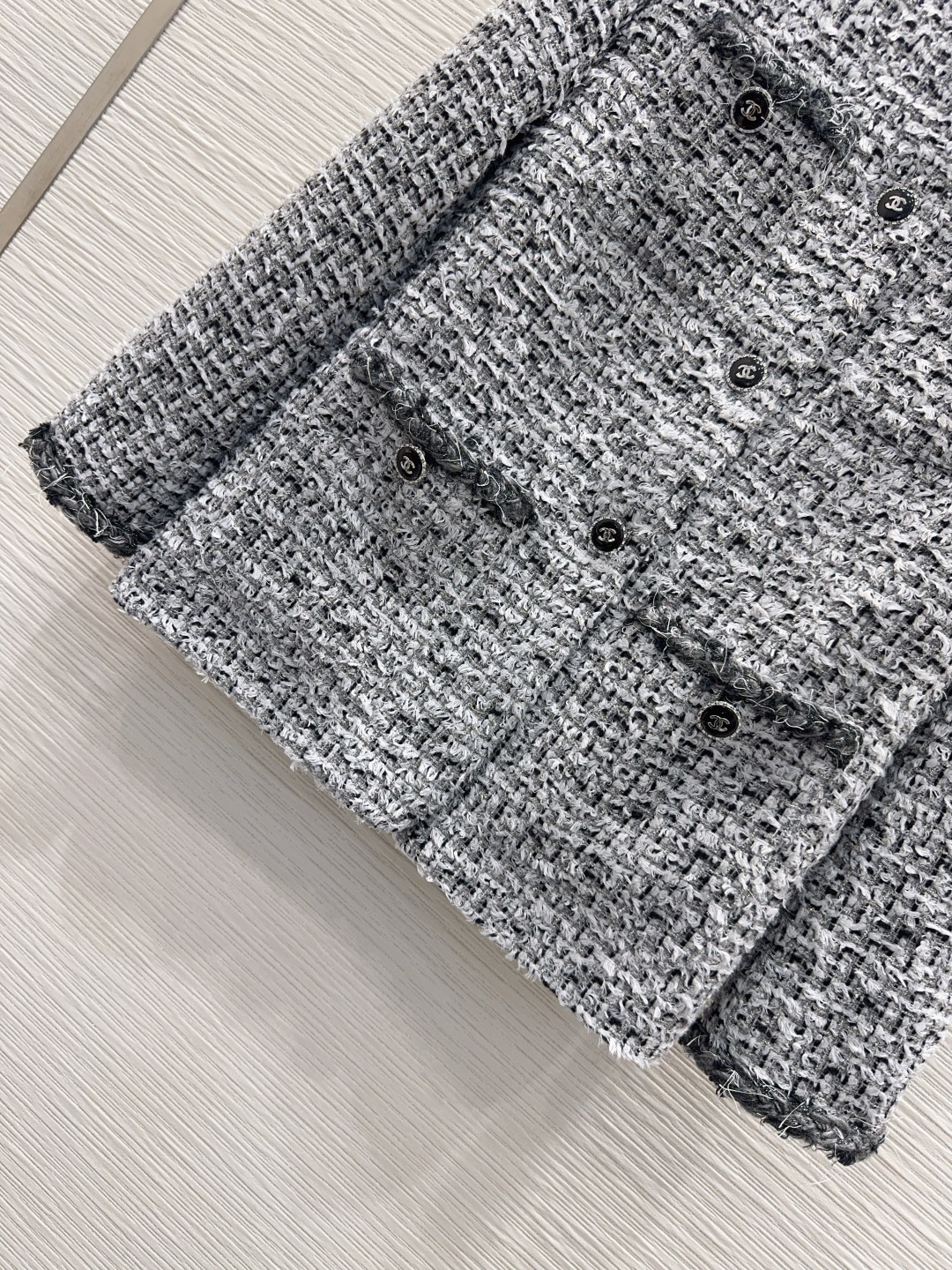 Chanel-Style Tweed Jacket - Classic French Design, Flattering Fit - S/M/L 7 cmp i1758967115323 7603 0 3