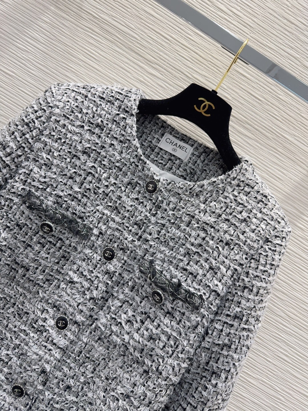 Chanel-Style Tweed Jacket - Classic French Design, Flattering Fit - S/M/L 5 cmp i1758967118234 333 0 1